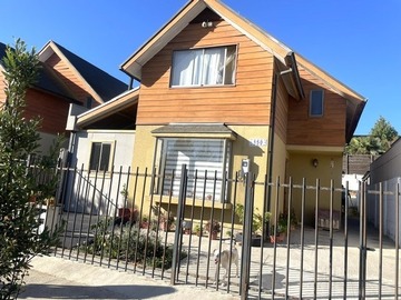 Casa en venta en Gran oportunidad casa de 4 dormitorios en Curauma., Valparaíso - 4 dormitorios, 3 baños