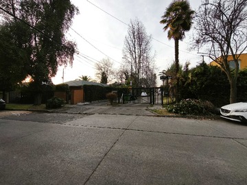 Terreno en venta en Terreno con anteproyecto aprobado (175495), La Reina