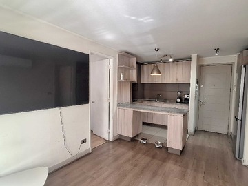 Departamento en venta en Luminoso Hogar con Excelente Conectividad (153949), Santiago - 2 dormitorios, 2 baños