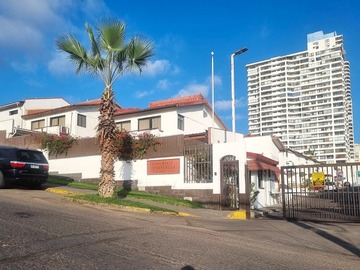 Casa en arriendo mensual en Condominio portobello, Iquique - 4 dormitorios, 4 baños