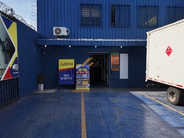 Local Comercial en arriendo mensual en Av. Matta a pasos del metro ohiggins l2, Santiago - 6 dormitorios, 2 baños