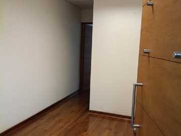 Oficina en arriendo mensual en 6800, Las Condes - 1 dormitorio, 1 baño