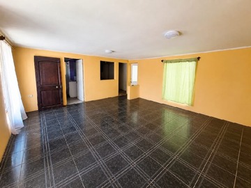 Casa en venta en Los aromos con las araucarias, Peñaflor - 4 dormitorios, 2 baños