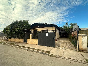 Casa en venta en Los pinos, Cerrillos - 3 dormitorios, 2 baños