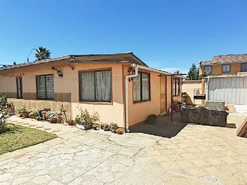 Casa en venta en Calle Buenos Aires // Unimarc (149208), Villa Alemana - 3 dormitorios