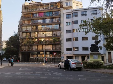 Departamento en venta en Depto Remodelado en Bellas Artes 100 M - 2 dormitorios, 2 baños