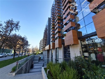 Local Comercial en arriendo mensual en francisco de aguirre con vespucio oriente, Vitacura - 1 baño