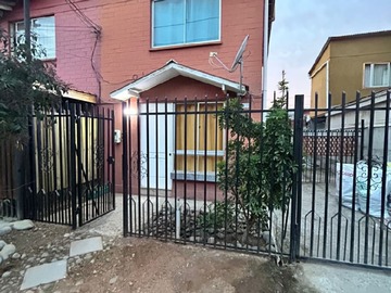 Casa en venta en Venta casa peñaflor con estacionamiento, Peñaflor - 2 dormitorios, 1 baño