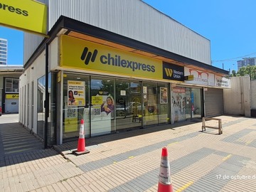 Local Comercial en arriendo mensual en A pasos de metro quilín y municipalidad de macul, Macul - 6 baños