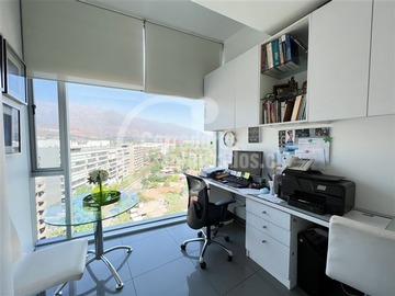 Oficina en venta en Edificio Puerta Patagonia, Las Condes - 2 dormitorios, 2 baños