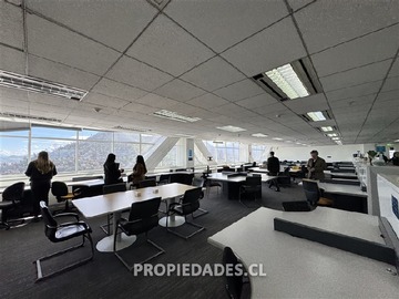 Oficina en arriendo mensual en Avenida Providencia / Edificio Telefónica, Providencia
