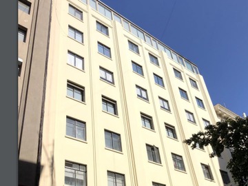 Oficina en arriendo mensual en Edificio Bandera 236 / Morandé, Santiago - 3 dormitorios, 2 baños