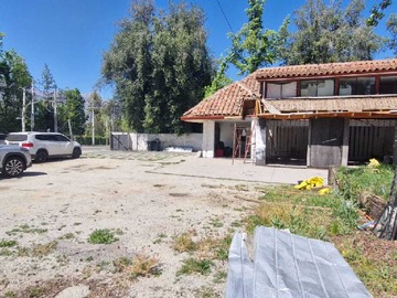 Local Comercial en arriendo mensual en Amplia propiedad de uso comercial (126641), Lo Barnechea