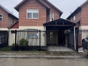 Casa en arriendo mensual en Carmen Silva 391, Chillán - 3 dormitorios, 2 baños