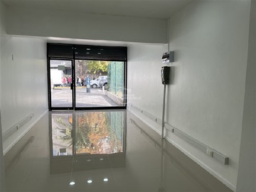 Arriendo Mensual / Local Comercial / Las Condes