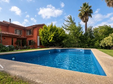 Casa en venta en Camino Quillota–San Isidro, Resto Lote 1-C, Quillota - 6 dormitorios, 5 baños