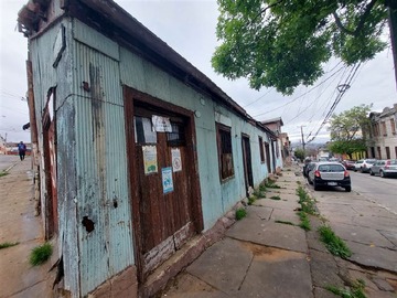 Casa en venta en 5 casas esquina, local comercial , un rol 347 m2 de terreno barón valparaíso, Valparaíso - 12 dormitorios, 5 baños