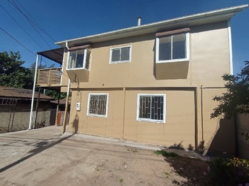 Casa en venta en Limache, Región de Valparaíso, Chile, Limache - 5 dormitorios, 3 baños