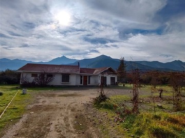 Casa en arriendo mensual en pelumpen, Olmué - 4 dormitorios, 3 baños