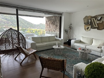 Departamento en venta en El Golf de Manquehue, Lo Barnechea - 4 dormitorios, 4 baños