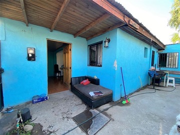 Casa en venta en Av. Teniente Cruz / Dubroknik, Cerro Navia - 3 dormitorios, 1 baño