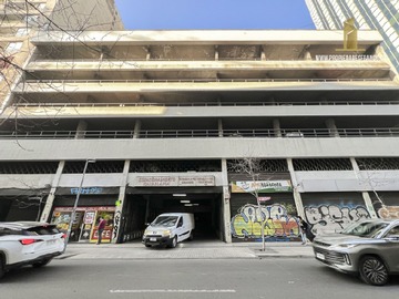 Venta / Estacionamiento / Santiago