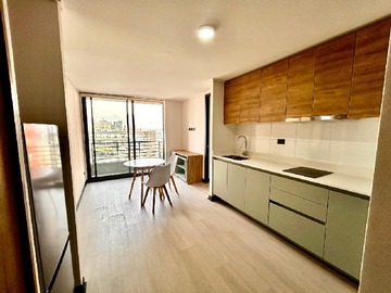 Departamento en arriendo mensual en Vicuña Mackenna / Metro Bellavista, La Florida - 2 dormitorios, 1 baño