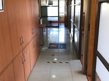 Oficina en arriendo mensual en Barros Errázuriz 1968, Providencia - 7 dormitorios, 2 baños