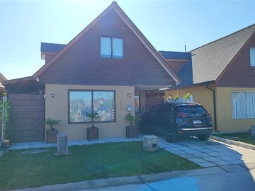 Casa en arriendo mensual en Luis hijonosa pascua 1740, Buin - 3 dormitorios, 2 baños
