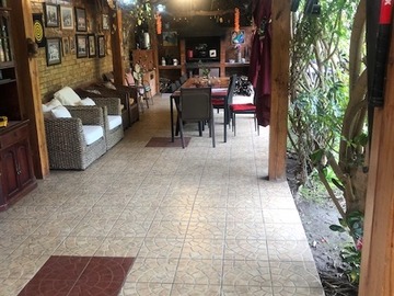 Casa en venta en Quilin al final, Peñalolén - 6 dormitorios, 4 baños