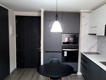 Departamento en arriendo mensual en Moderno E Impecable Departamento Amoblado a Pasos del Metro - 1 dormitorio, 1 baño