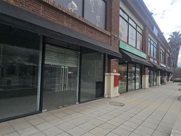 Local Comercial en arriendo mensual en Los trapenses, Lo Barnechea