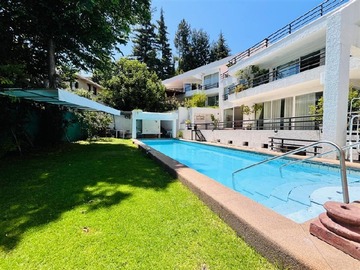 Casa en venta en Universidad Andrés bello/ Mall sport, Las Condes - 8 dormitorios, 12 baños