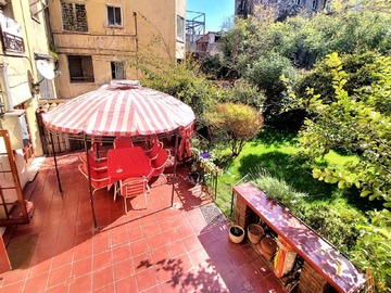 Departamento en venta en Erasmo Escala 2111, Santiago - 5 dormitorios, 2 baños