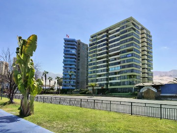 Departamento en venta en Av. Arturo Prat Chacón 2748, Iquique - 3 dormitorios, 2 baños