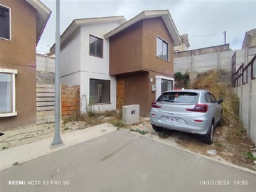 Casa en venta en Avenida Portugal Sur 920 Casa 30, Coquimbo - 3 dormitorios, 2 baños