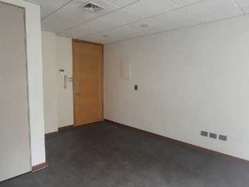 Oficina en arriendo mensual en Oficina Neveria (125221), Las Condes - 1 dormitorio, 1 baño