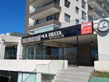 Local Comercial en arriendo mensual en Los mirlos 181 esquina Av. Eluchans, Viña del Mar - 5 baños