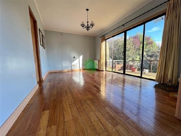Casa en venta en santiago rosas, Osorno - 5 dormitorios, 3 baños