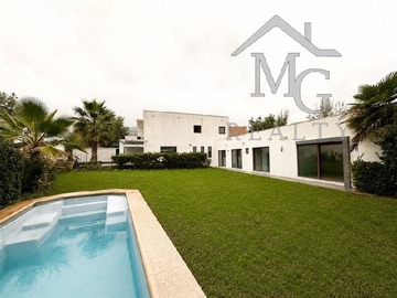 Casa en venta en Los Bosques, Colina - 5 dormitorios, 4 baños