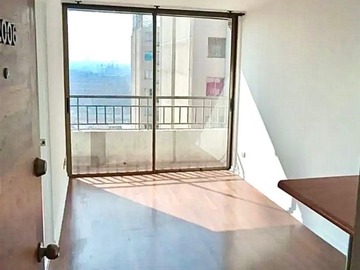 Departamento en venta en 2.500 uf: 2d con estacionamiento y bodega cerca del metro, Santiago - 2 dormitorios, 1 baño