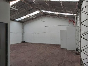Oficina en arriendo mensual en Fray Camilo Henriquez con Porvenir , Santiago, Santiago