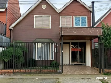 Casa en venta en Villarrica, Villarrica - 4 dormitorios, 2 baños