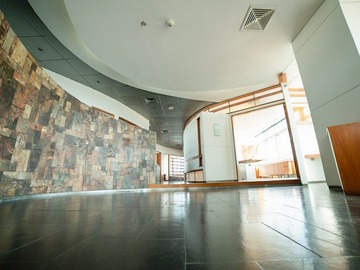 Oficina en arriendo mensual en Av. El Bosque 95, Las Condes - 7 dormitorios, 3 baños