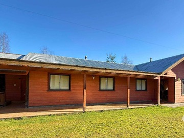 Casa en venta en ID:097V Casa en venta Lican Ray (107492), Villarrica - 4 dormitorios, 2 baños