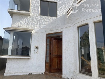 Casa en arriendo mensual en Mirador Herradura, Coquimbo - 7 dormitorios, 4 baños