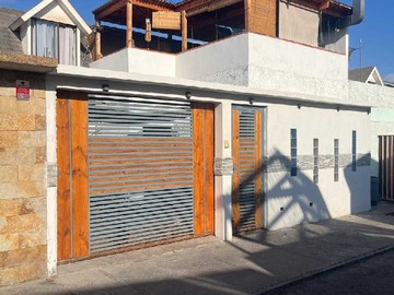 Casa en arriendo mensual en Moderna Casa con Excelente Conectividad (166979), Antofagasta - 5 dormitorios, 3 baños