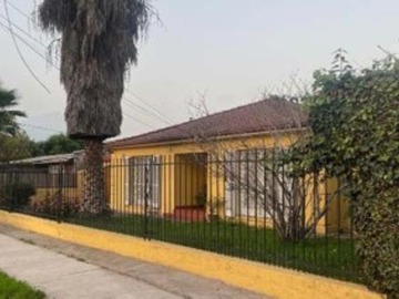 Casa en venta en Av. Los Zapadores - Ortiz de Rozas, Recoleta - 4 dormitorios, 2 baños