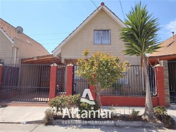 Casa en arriendo mensual en Victor Taborga Vega con Magallanes, Coquimbo - 3 dormitorios, 3 baños