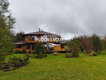 Casa en arriendo mensual en Arriendo casa luminosa Los Riscos Pucón (178285), Pucón - 3 dormitorios, 3 baños